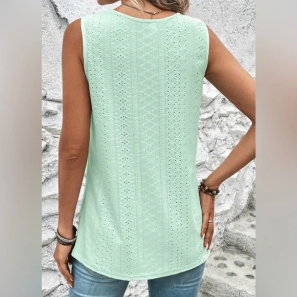 Mint Green Sleeveless Eyelet Top - Picture 4 of 10